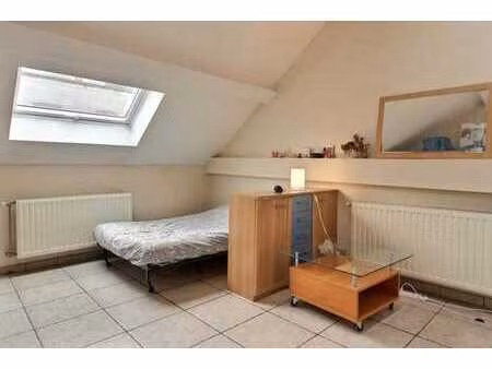 quartier schuman - studio meuble