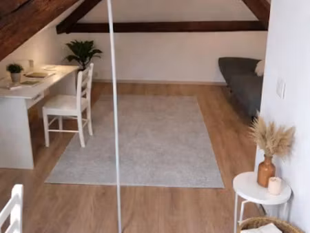 location meublée appartement 1 pièce 17 m² à bazeilles (08140)  330 €