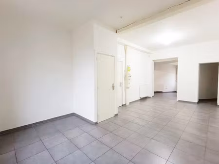 location appartement 2 pièces 57 m² à douai (59500)  600 €