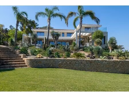 a carqueiranne -villa architecte vue mer avec piscine