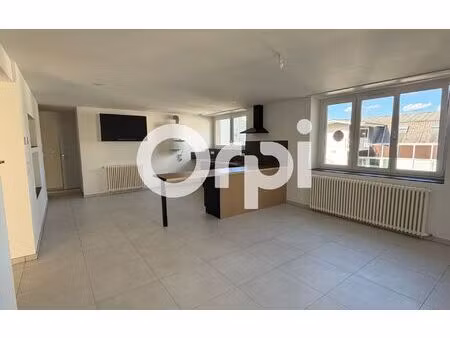 location appartement  m² t-4 à saint-dié-des-vosges  800 €
