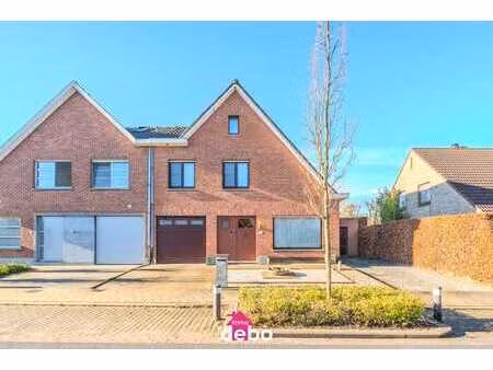 rustig gelegen halfopen woning met ruime tuin op 625 m² i...