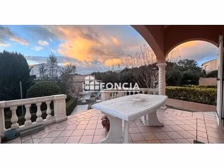 maison de plain pied de 150m2 avec jardin  cabanon  garage et cave