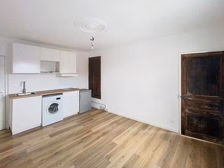 studio meublé - brignoles - 20m²