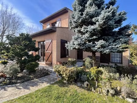 maison t5 quartier très calme proche commodités