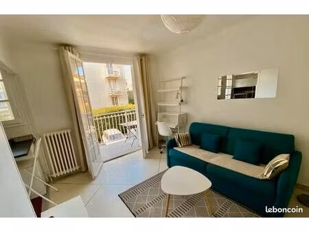 studio libre et meublé a vendre - quartier halle tropisme