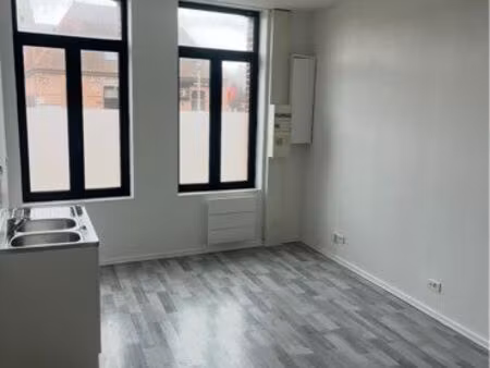 grand studio de 34m2 busnes