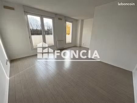 studio 1 pièce 37 m²