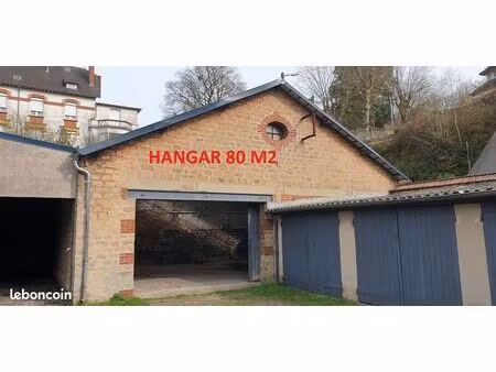 loue  garage hangar de 80 m2