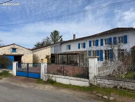 exclusive maison charentaise