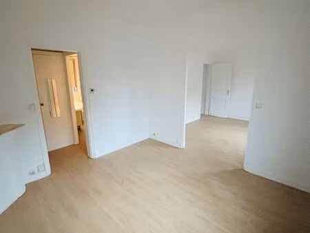 t2 rénové mont saint aignan (limite rouen derrière gare)