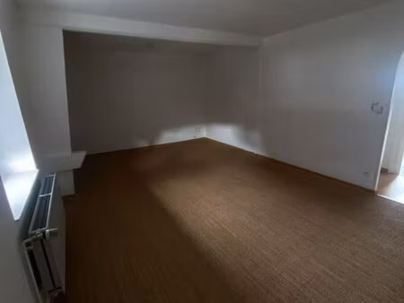 location vitry en artois