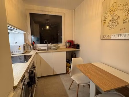 à louer 2 pièces puteaux centre + possibilité parking