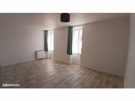 appartement t3 60m2 sous la tour
