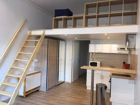 ? f1 bis  rue de paris   dispo le 17 avril