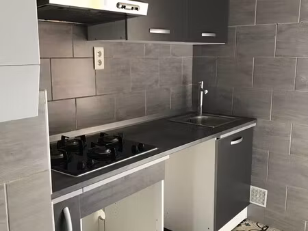 barriere de paris / la vache - appartement t4 entièrement refai