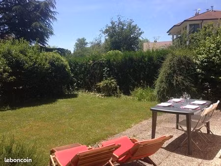 grand t2 de 53 m2 meublé avec terrasse & jardin privatif – divonne-les-bains