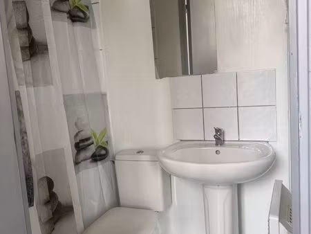 studio centre thizy-les-bourgs – lumineux – 330 cc – apl possible