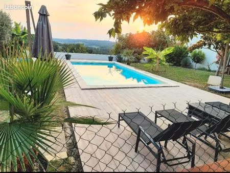 maison f6 et 1 bureau