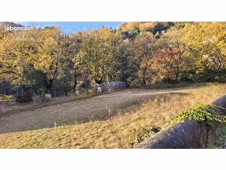 terrain constructible 1500 m² plein sud – permis 2 maisons – libre de constructeur – le te