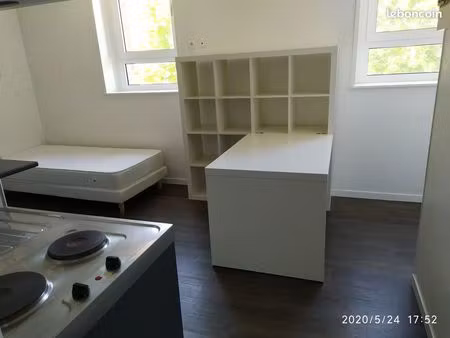 studio étudiant semi-meublé avec wifi