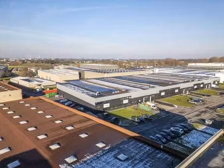 bâtiment de locaux professionnels à louer à deerlijk