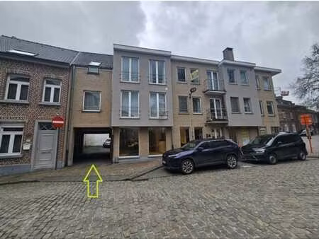 espace de rangement bien situé dans le centre de leeuw