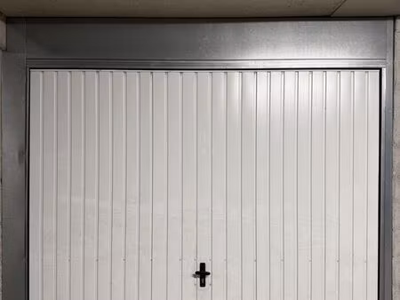 parking/box 20 m² marseille