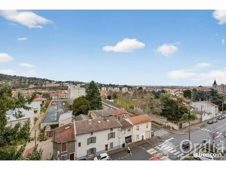 appartement 4 pièces 65 m²