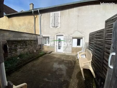 maison 1 pièce 65 m²