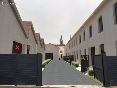 local d’activite 112 m² serezin