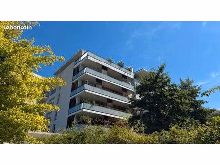appartement 3 pièces 71 m²