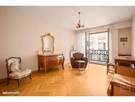 appartement 3 pièces 44 m²
