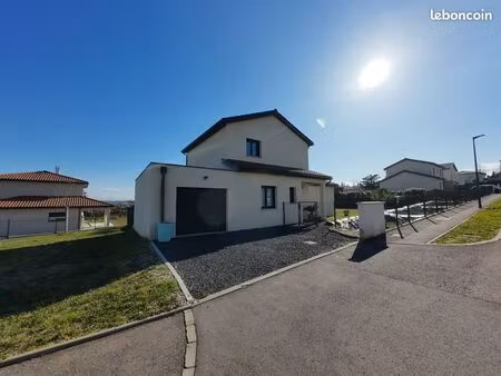 maison contemporaine 2023 – suite parentale rdc – terrain 660 m² – charly