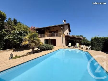 maison 7 pièces 176 m²