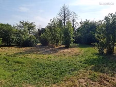 terrain 430 m² bagnols