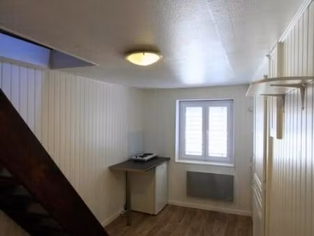 studio 2 pièces 12 m²