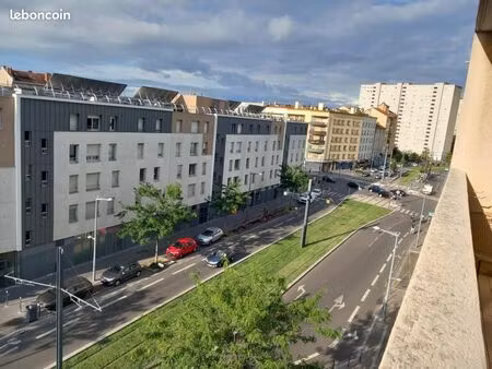 appartement 3 pièces 71 m²