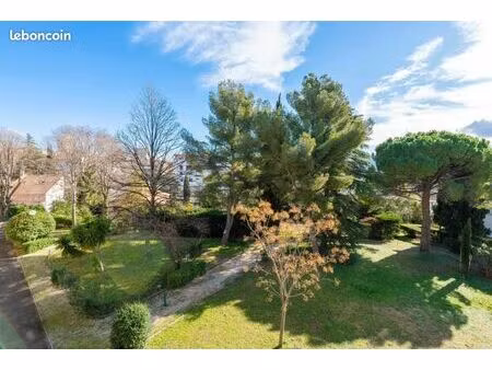 appartement 4 pièces 70 m²