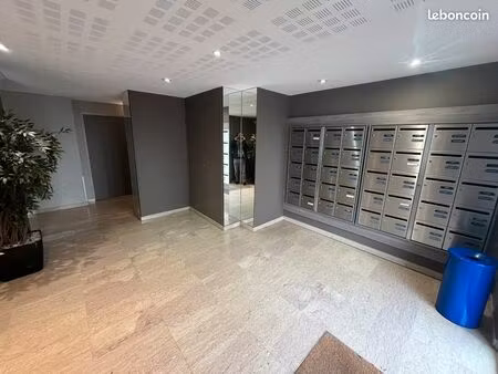 vends appartement t3