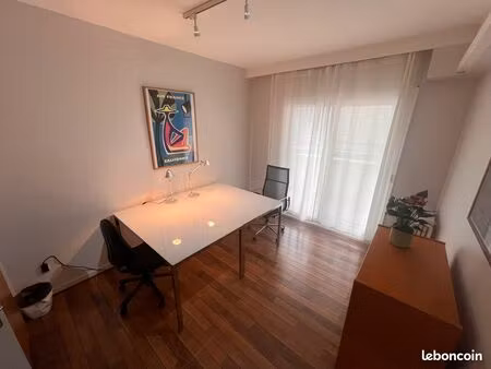 bureau équipé à louer à lyon 6