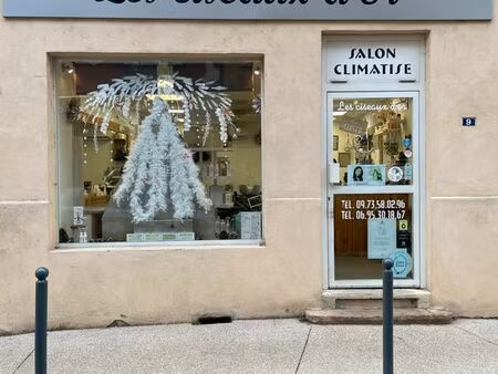 à ceder salon de coiffure au cœur des monts d’or