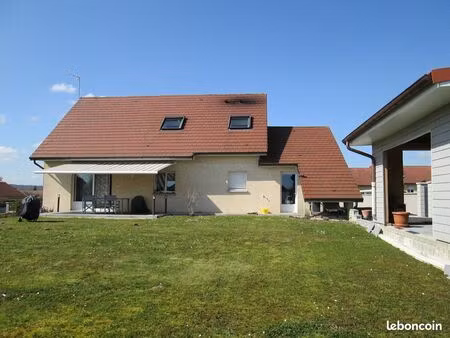 maison individuelle de 6 pièces dans 165 m² à pusey