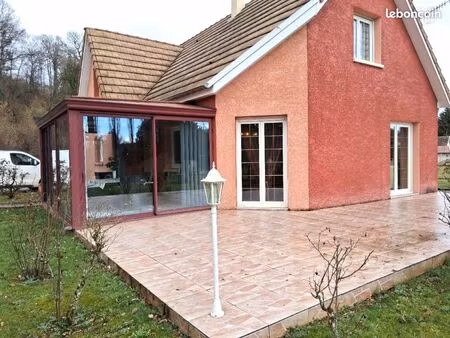 maison 6 pièces 140 m²