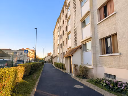 bel appartement f3/f4 à montmagny résidence calme et sécur