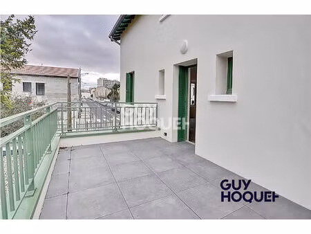 appartement 3 pieces de 81 80 m²  2 chambres - 1 grande terrasse