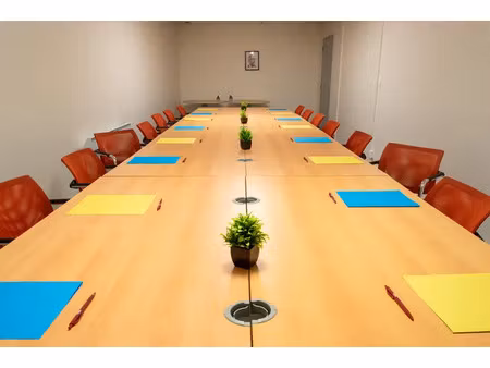 location salle de réunion 19 m² climatisé et lumineux - centre d'affaires troyes