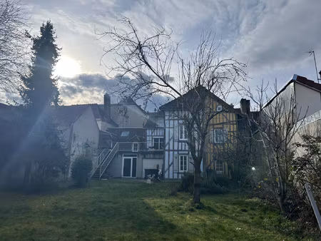 maison avec garage et jardin-8 chambres à vendre à troyes av
