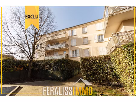 super f3 au pied de la gare