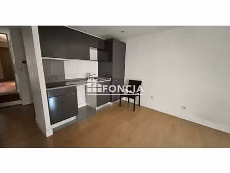 studio dans immeuble classé